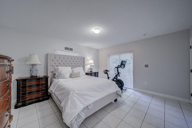 18128 SW 151st Ave, Miami, FL 33187