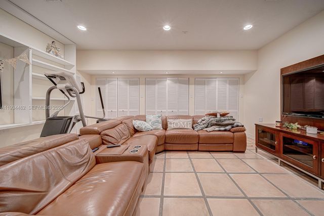 18128 SW 151st Ave, Miami, FL 33187