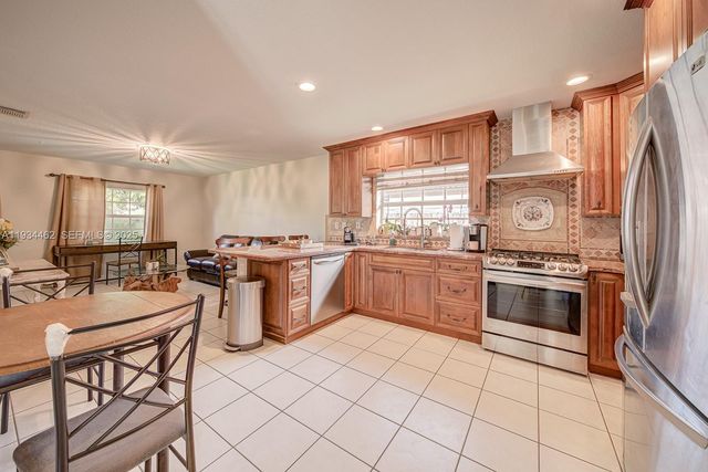 18128 SW 151st Ave, Miami, FL 33187