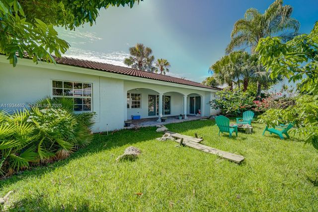 18128 SW 151st Ave, Miami, FL 33187