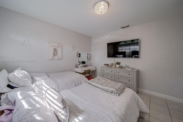 18128 SW 151st Ave, Miami, FL 33187