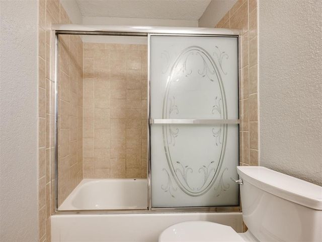 728 Rockridge Circle, Edmond, OK 73034