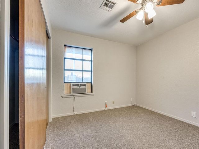 728 Rockridge Circle, Edmond, OK 73034