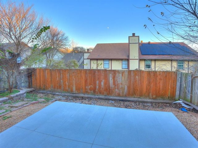 728 Rockridge Circle, Edmond, OK 73034