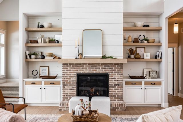 3014 Forest Ridge Drive NE, Swisher, IA 52338