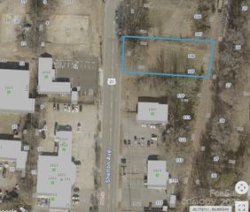 1003 Shelton Avenue, Statesville, NC 28677