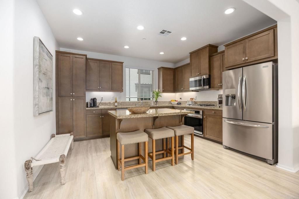 2227 Solara Lane, Vista, CA 92081 — photo 5