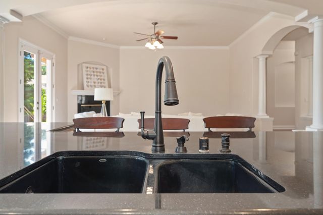 8484 Cobble Creek Ln, Orangevale, CA 95662