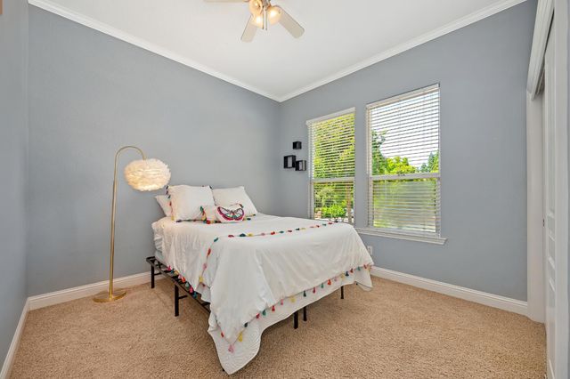 8484 Cobble Creek Ln, Orangevale, CA 95662