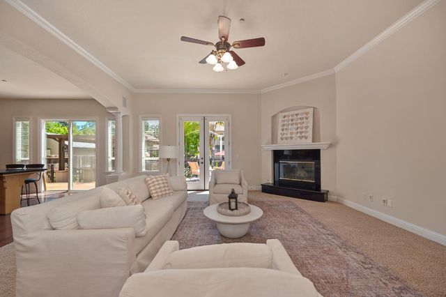 8484 Cobble Creek Ln, Orangevale, CA 95662