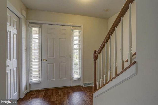 631 SUNFLOWER ST, New Holland, PA 17557