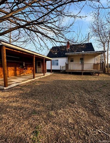 934 Campbell Street, Flint, MI 48507
