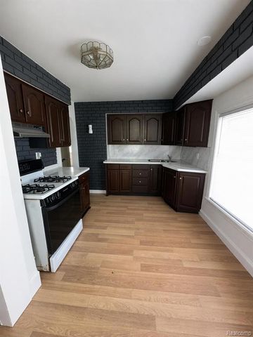 934 Campbell Street, Flint, MI 48507