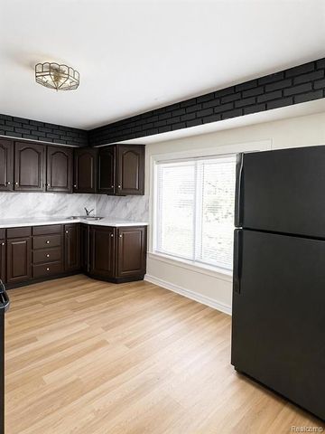 934 Campbell Street, Flint, MI 48507