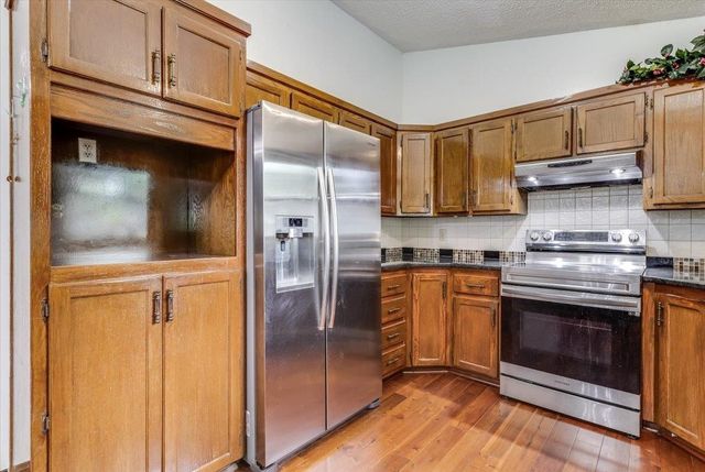 2007 N Wood, Wichita, KS 67212