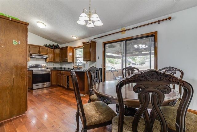 2007 N Wood, Wichita, KS 67212