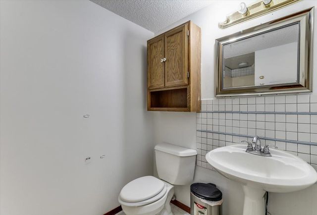 2007 N Wood, Wichita, KS 67212