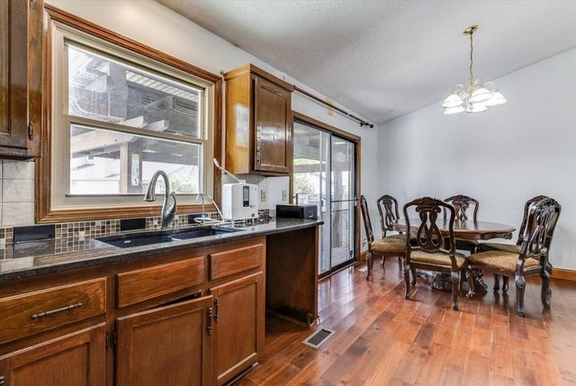 2007 N Wood, Wichita, KS 67212