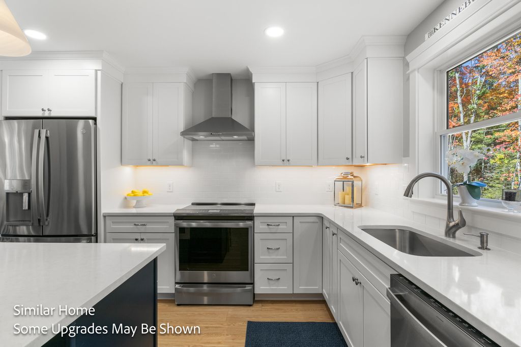 12 Creekside Court 12, Kennebunk, ME 04043 — photo 3