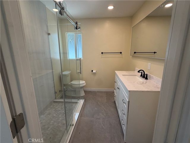7912 White Oak Avenue B, Northridge, CA 91325