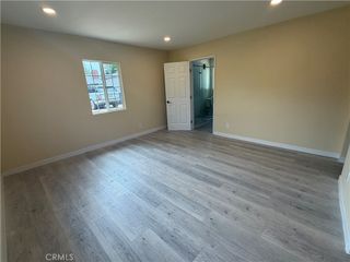 7912 White Oak Avenue B, Northridge, CA 91325