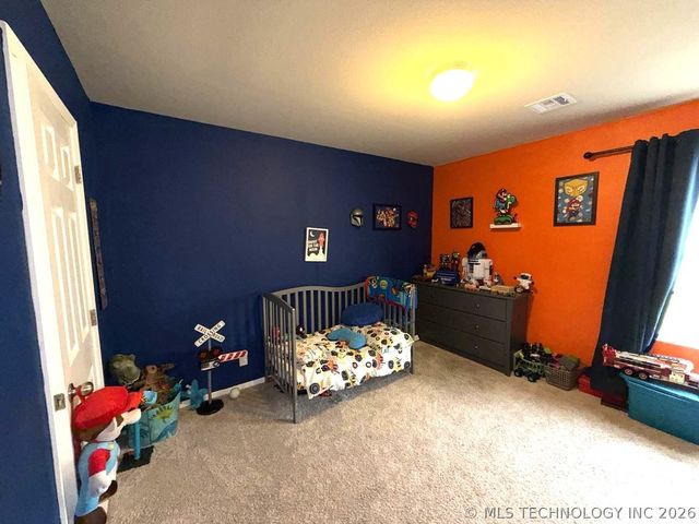 10147 E Larry Street, Claremore, OK 74017