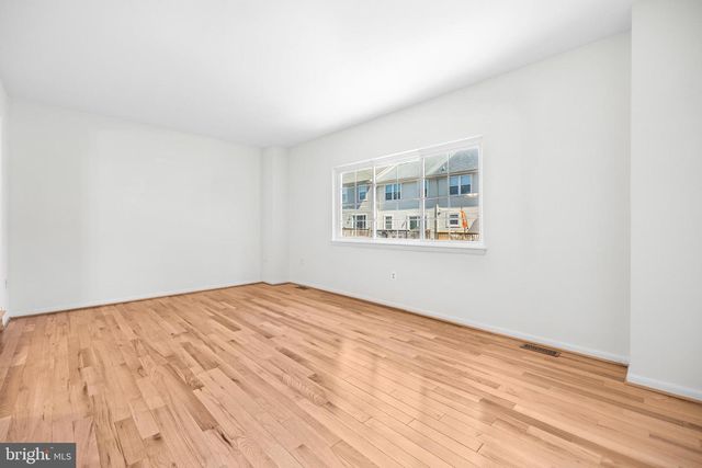 7410 RHONDDA DR, Lorton, VA 22079