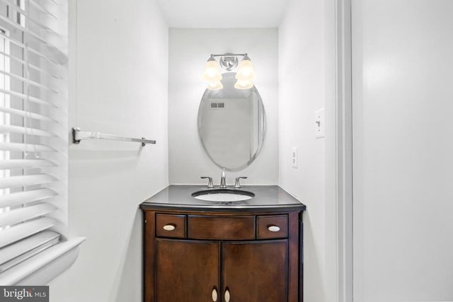 7410 RHONDDA DR, Lorton, VA 22079