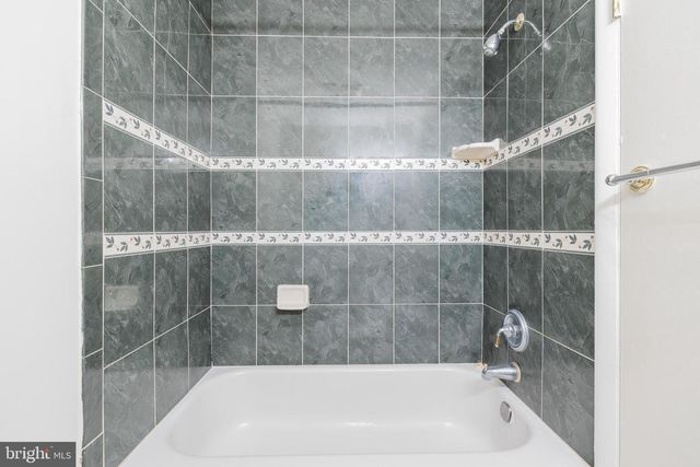 7410 RHONDDA DR, Lorton, VA 22079