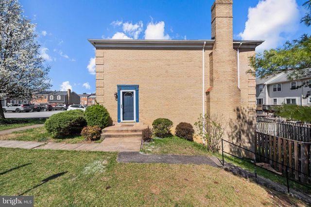 7410 RHONDDA DR, Lorton, VA 22079