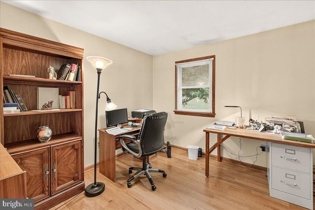1752 ROHRERSVILLE RD, Knoxville, MD 21758