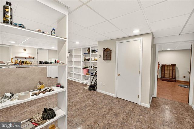 1752 ROHRERSVILLE RD, Knoxville, MD 21758