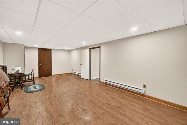 1752 ROHRERSVILLE RD, Knoxville, MD 21758