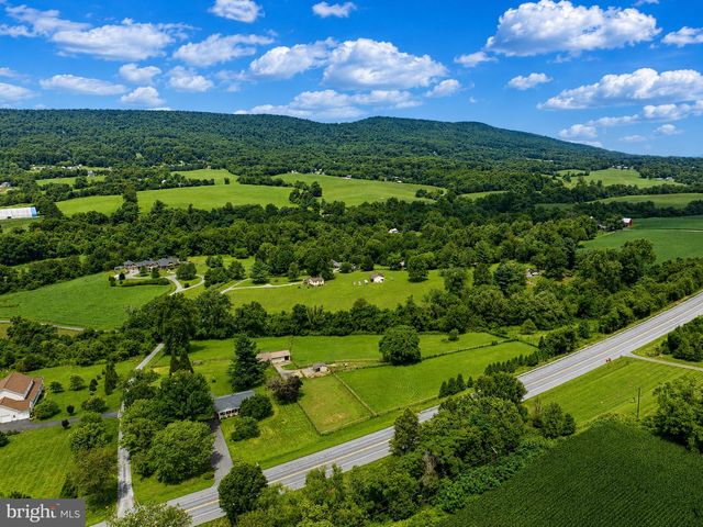 1752 ROHRERSVILLE RD, Knoxville, MD 21758