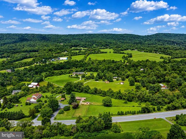 1752 ROHRERSVILLE RD, Knoxville, MD 21758