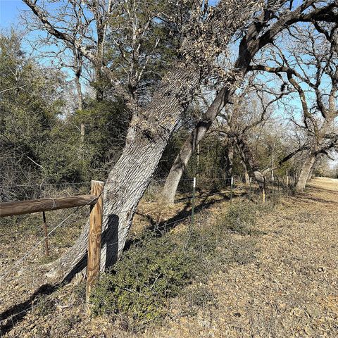 00000 Cr 102, Leona, TX 75850