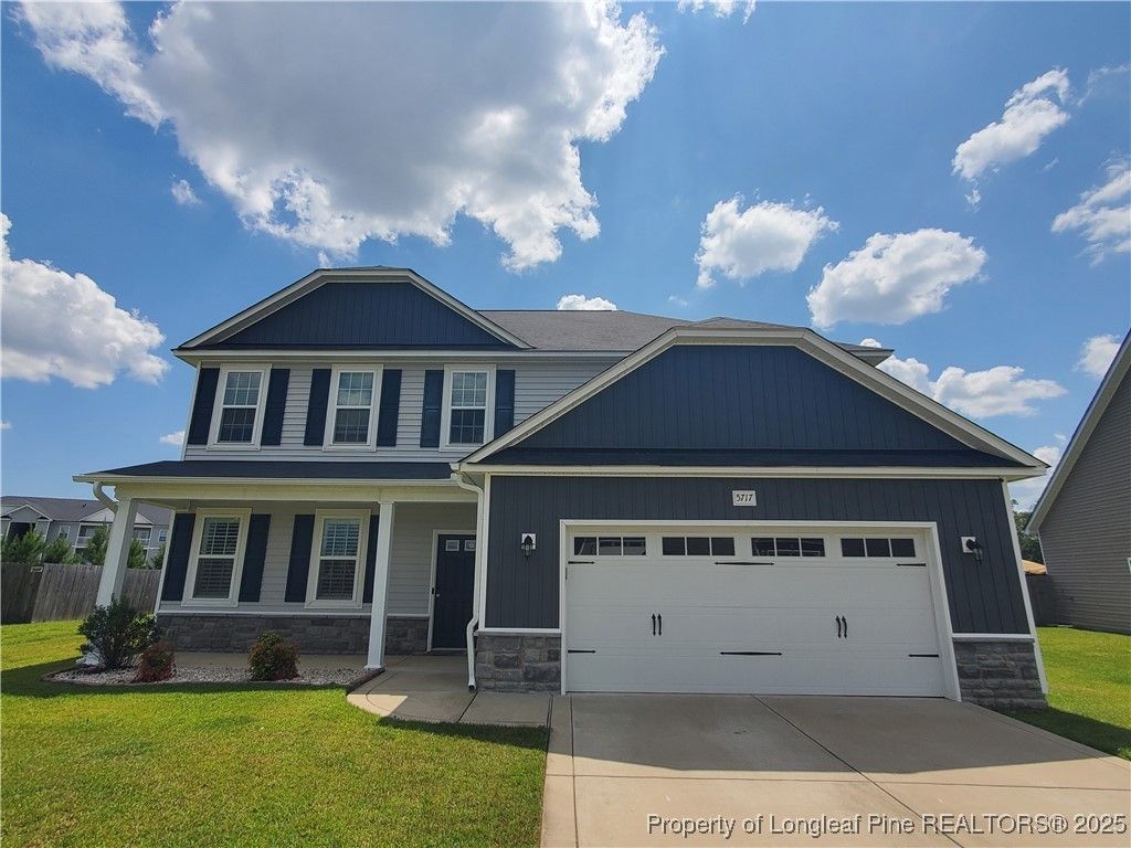 5717 Pondhaven Drive, Fayetteville, NC 28314