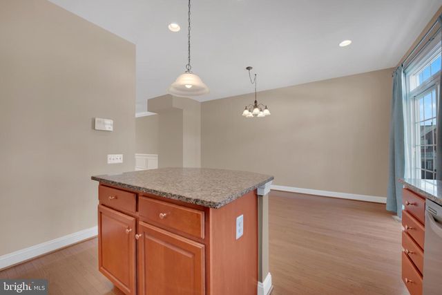 42726 TUNSTALL TER, Ashburn, VA 20147