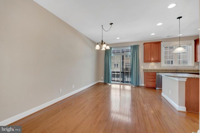 42726 TUNSTALL TER, Ashburn, VA 20147