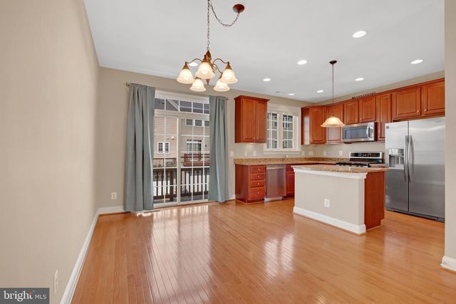 42726 TUNSTALL TER, Ashburn, VA 20147