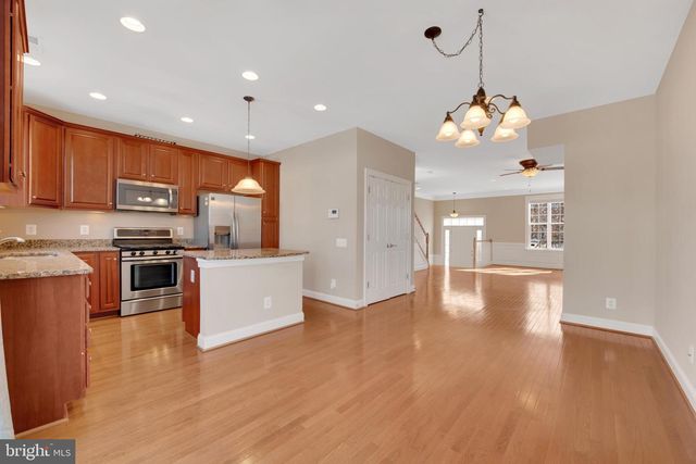 42726 TUNSTALL TER, Ashburn, VA 20147