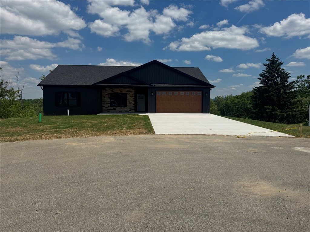 10 VINCENT DRIVE 4, North Union Twp, PA 15401