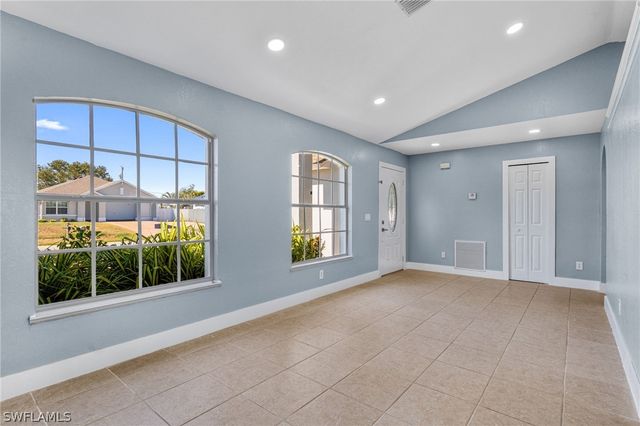 1715 NE 2nd AVE, Cape Coral, FL 33909