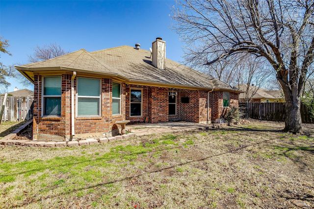 837 NW Park Meadow Lane, Burleson, TX 76028
