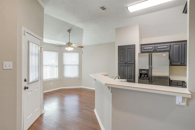 837 NW Park Meadow Lane, Burleson, TX 76028