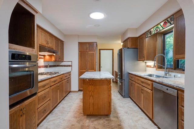 1025 Chapin Lane, Stoughton, WI 53589