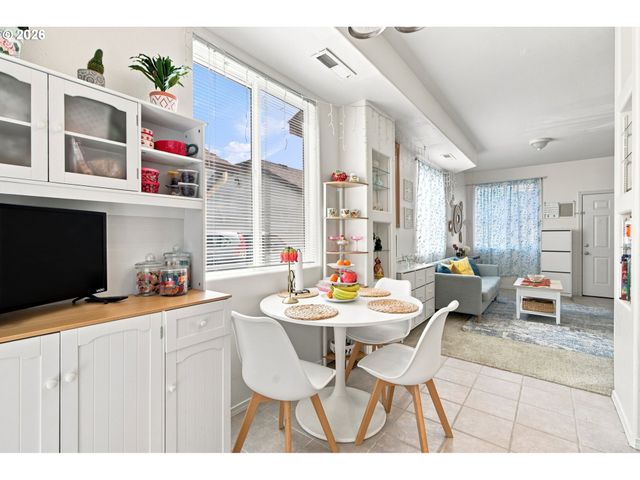5264 Ne 121ST Ave W245, Vancouver, WA 98682