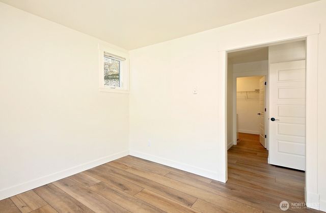 1074 Village Loop, Langley, WA 98260