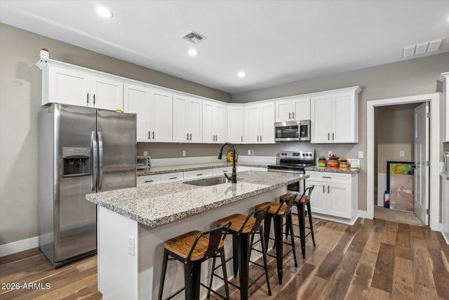 4931 S 11TH Place, Phoenix, AZ 85040