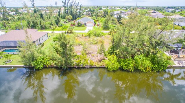 8096 ANTWERP CIRCLE, Port Charlotte, FL 33981